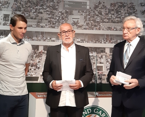 Appointment of Luis del Olmo as Honorary Patron of the Titanic Foundation. Luis del Olmo, Rafael Nadal and Jesús Ferreiro. Rafa Nadal Sports Centre. Manacor, 2019.